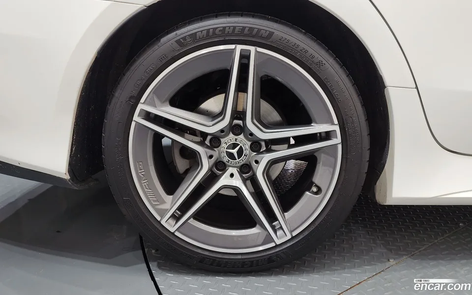 Mercedes-Benz CLS-Class CLS300d 4MATIC 2022 — миниатюра 5