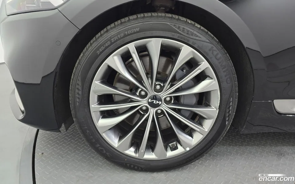 Kia K9 3.8 GDI AWD 2022 — миниатюра 2