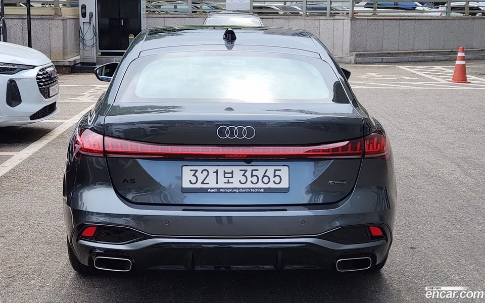 Audi A5 40 TFSI S Line 2025 — миниатюра 4