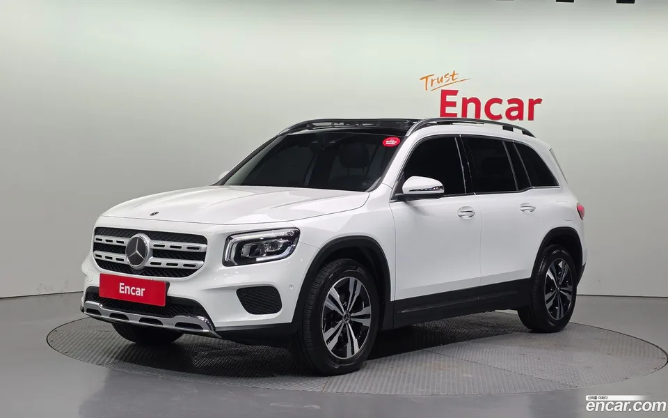 Mercedes-Benz GLB-Class GLB200 d 2022 — фото 1, купить с доставкой в Москву
