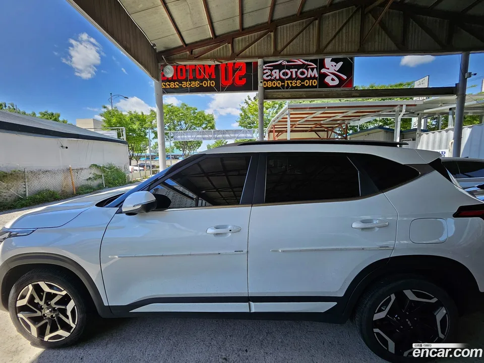 Kia Seltos 2.0 2WD 2023 — миниатюра 3