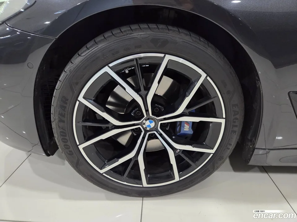 BMW 5 Series 530i M 2023 — миниатюра 2