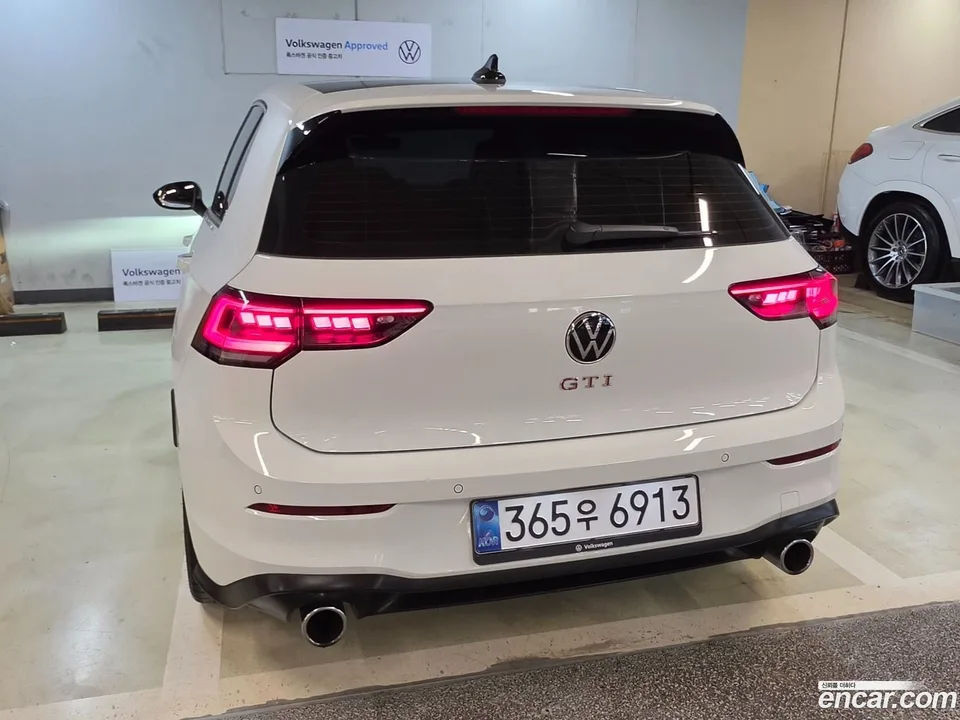 Volkswagen Golf 2.0 GTI 2025 — миниатюра 3