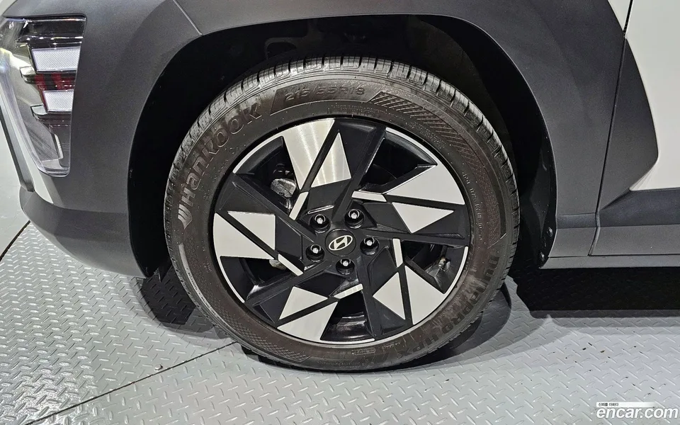 Hyundai Kona 1.6 2WD 2024 — thumbnail 2