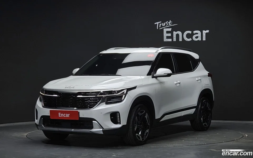 Kia Seltos 2.0 2WD 2024 — фото 1, купить с доставкой в Москву