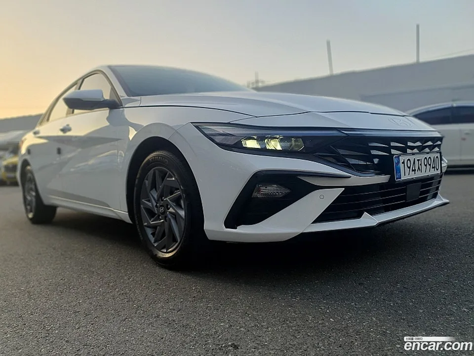 Hyundai Avante CN7 1.6 2024 — фото 1, купить с доставкой в Москву