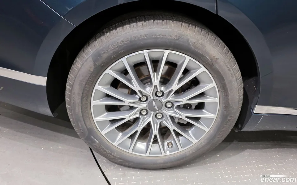 Genesis G80 2.5 2WD 2023 — миниатюра 2