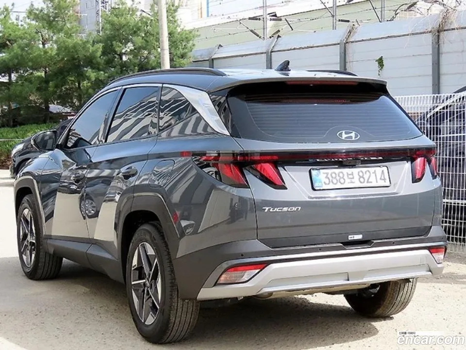 Hyundai Tucson NX4 1.6 2WD 2025 — миниатюра 3