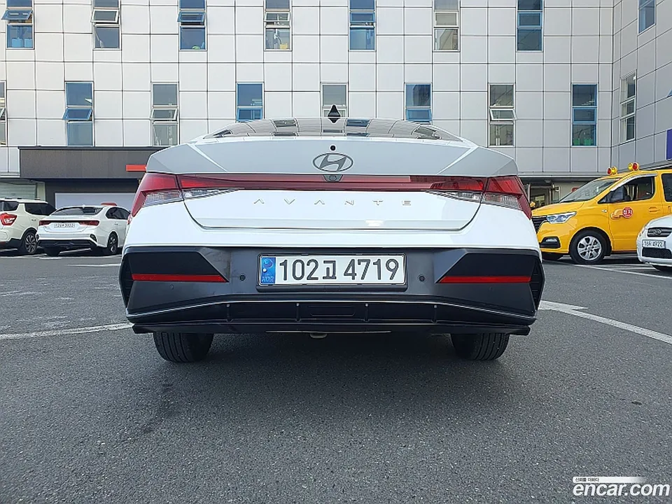 Hyundai Avante CN7 1.6 2023 — миниатюра 4