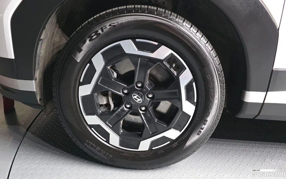 Hyundai SantaFe 2.5T 2WD 2024 — миниатюра 5