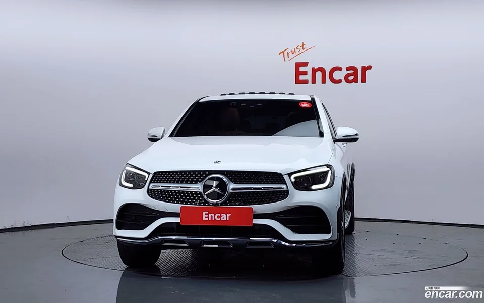 Mercedes-Benz GLC-Class GLC300 4MATIC 2023 — миниатюра 3