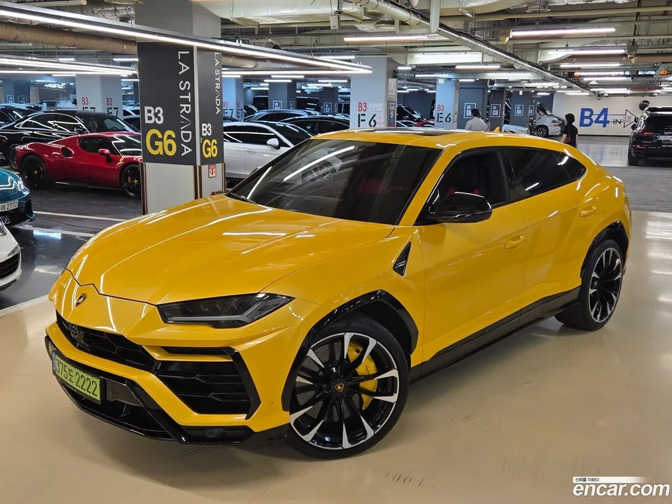 Lamborghini Urus 4.0 V8 2022 — фото 1, купить с доставкой в Москву