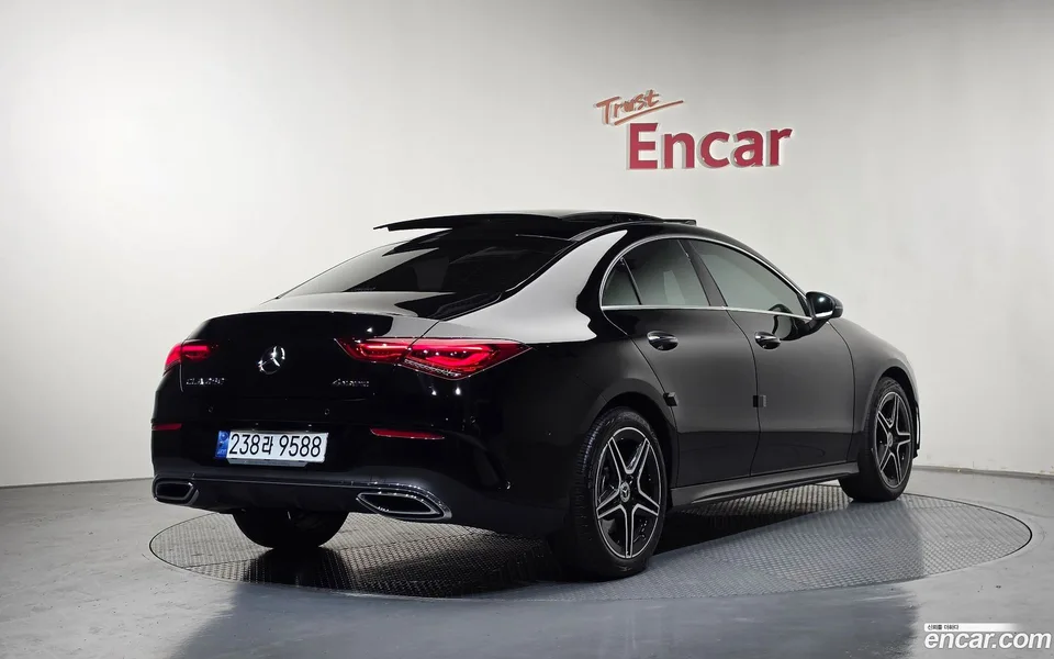 Mercedes-Benz CLA-Class CLA250 4MATIC 2023 — миниатюра 2