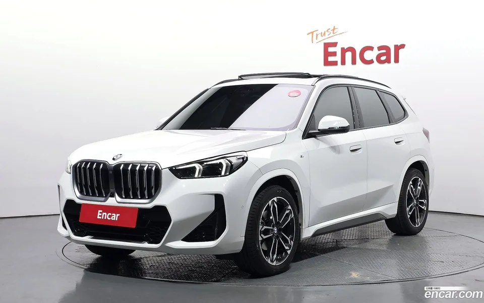 BMW X1 xDrive 20i M 2025 — фото 1, купить с доставкой в Москву