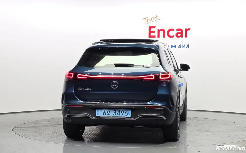 Mercedes-Benz EQA EQA250 AMG 2022 — миниатюра 4