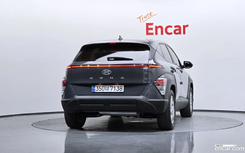 Hyundai Kona Hybrid 2023 — миниатюра 4