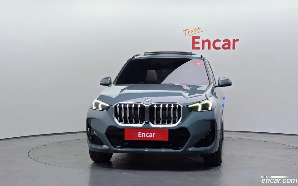 BMW X1 xDrive 20i M 2025 — миниатюра 3