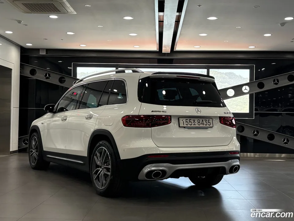 Mercedes-Benz GLB-Class AMG GLB35 4MATIC 2025 — миниатюра 5