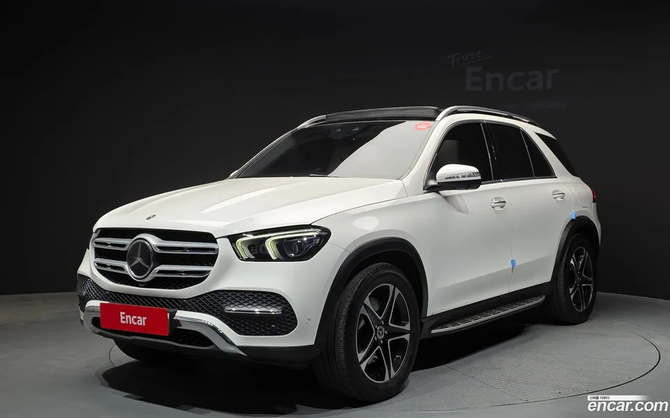 Mercedes-Benz GLE-Class GLE350e 4MATIC 2022 — фото 1, купить с доставкой в Москву