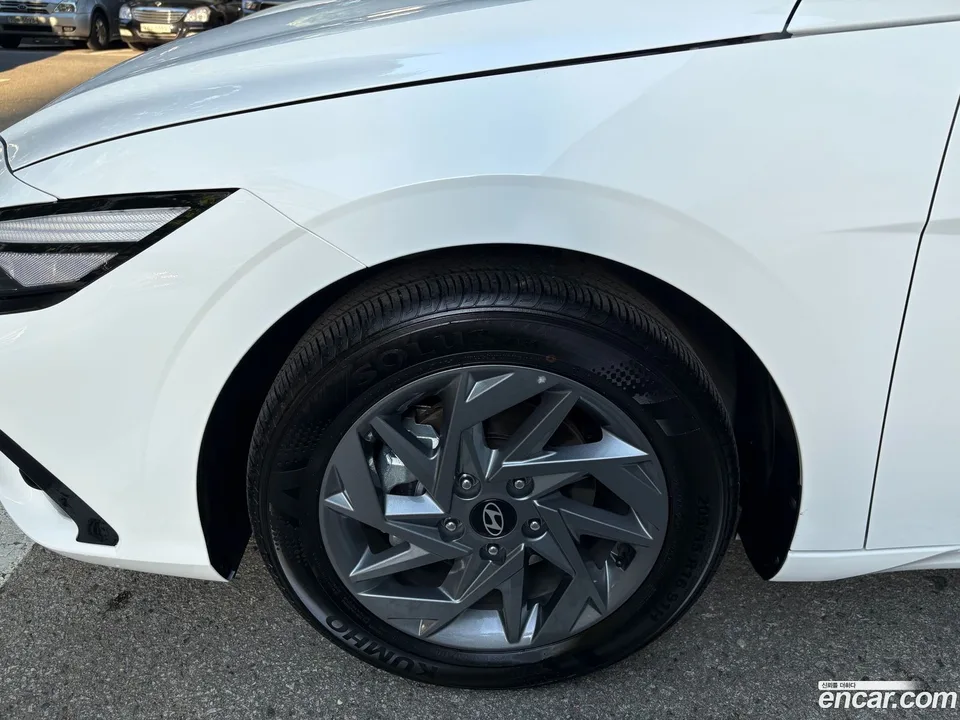 Hyundai Avante CN7 1.6 2025 — миниатюра 3