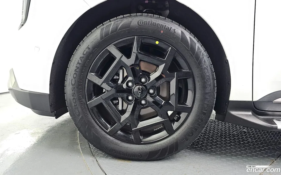 Kia Carnival HEV 7 X Line 2025 — миниатюра 2