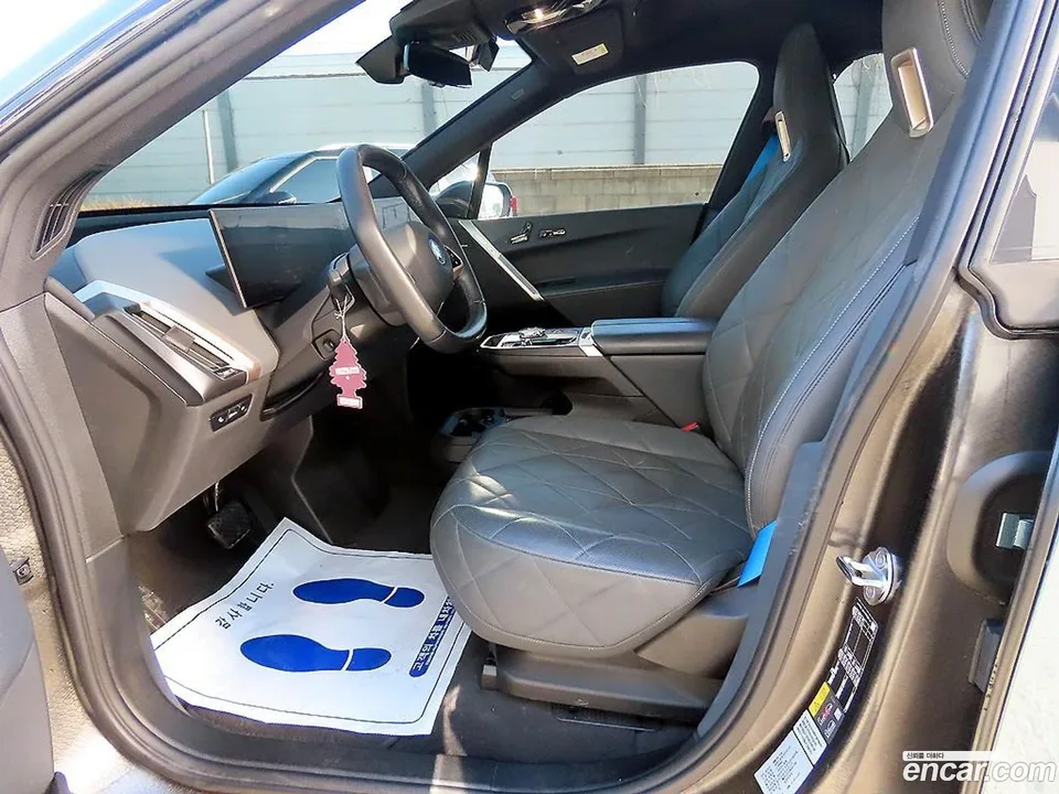 BMW iX xDrive50 2022 — миниатюра 5