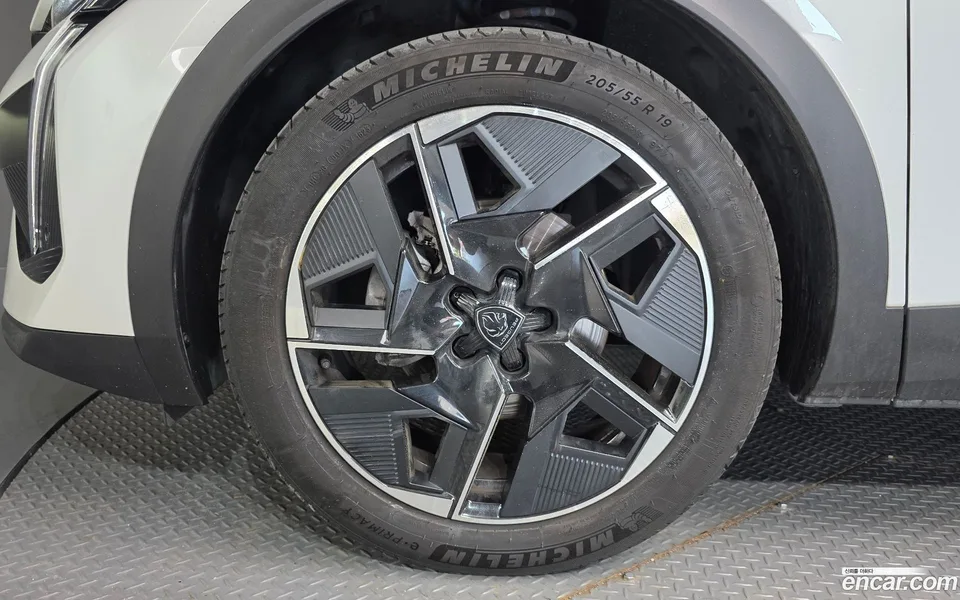 Peugeot 408 1.2 Pure Tech GT 2023 — миниатюра 2