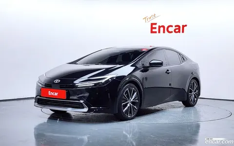 Toyota Prius 2024 buy in Moscow