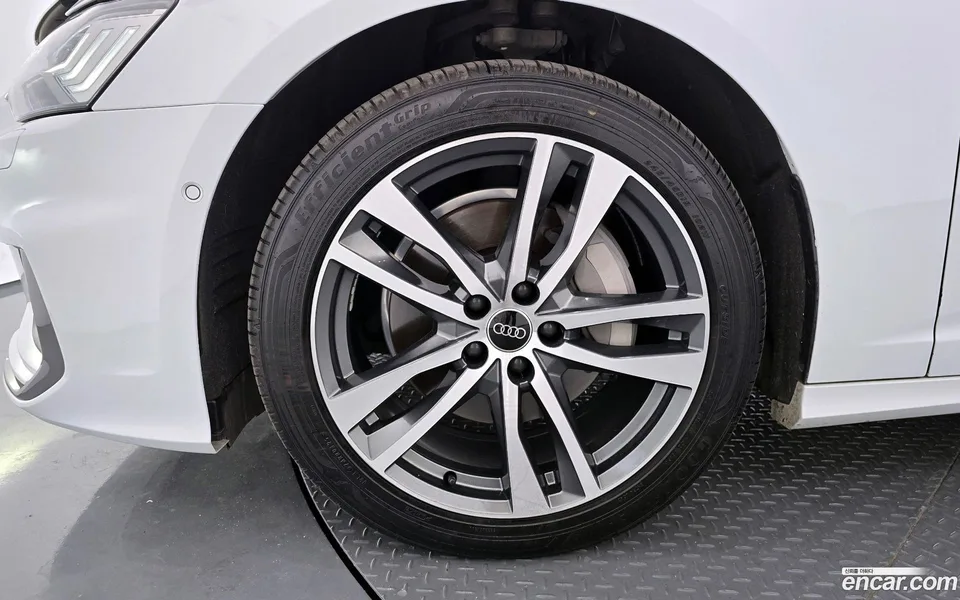 Audi A6 45 TFSI 2023 — миниатюра 5