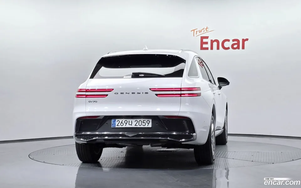 Genesis GV70 2.5T 2WD 2025 — миниатюра 4