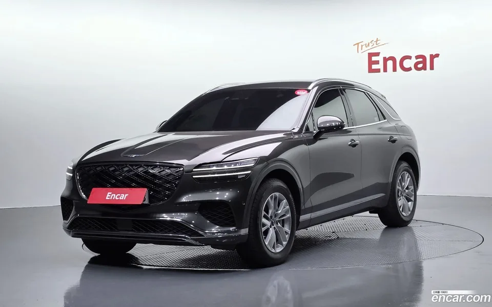 Genesis GV70 2.5T AWD 2024 — фото 1, купить с доставкой в Москву