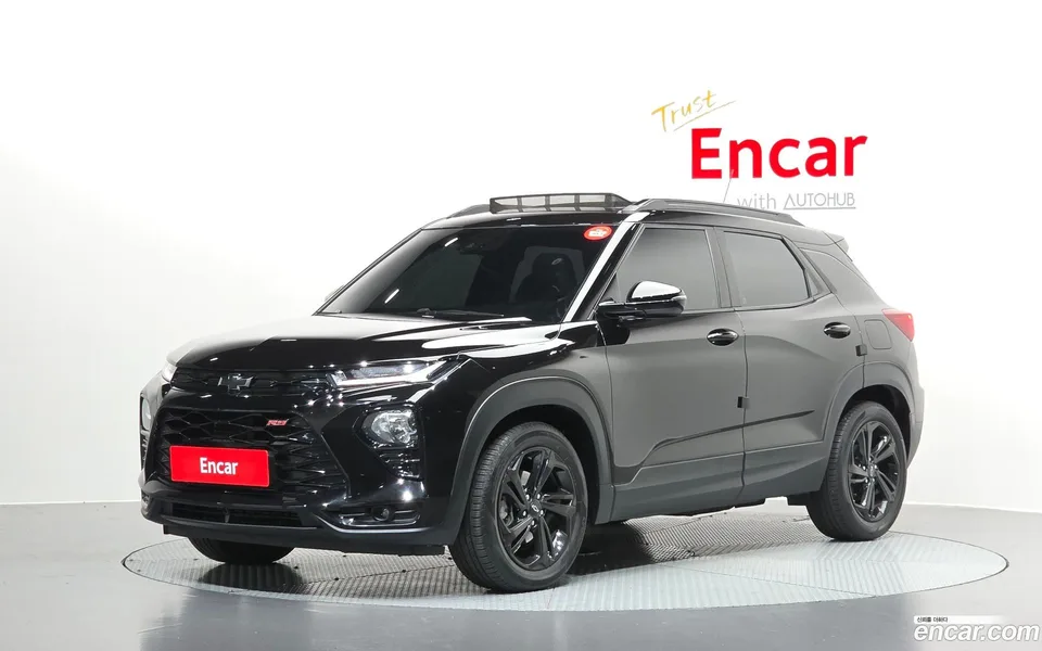 Chevrolet Trailblazer 1.3 2WD 2023 — фото 1, купить с доставкой в Москву