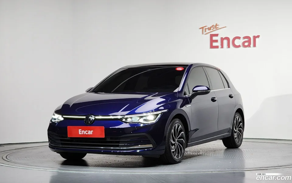 Volkswagen Golf 2.0 TDI 2022 — фото 1, купить с доставкой в Москву