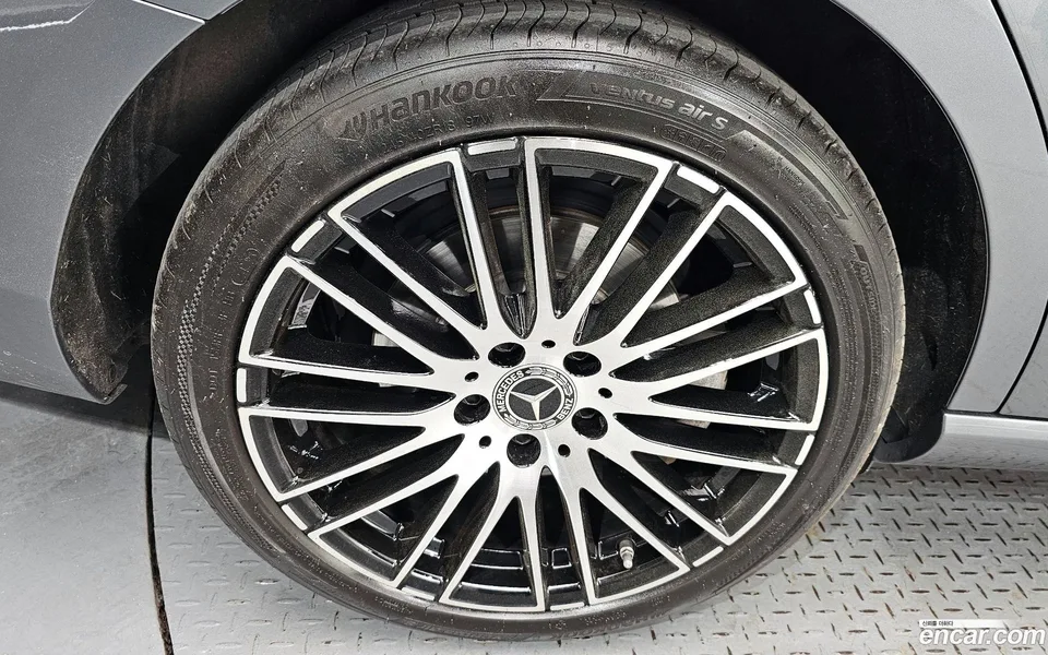 Mercedes-Benz C-Class C200 2022 — миниатюра 5
