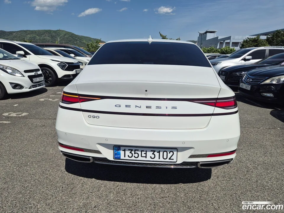 Genesis G90 3.5 2WD 2024 — миниатюра 4