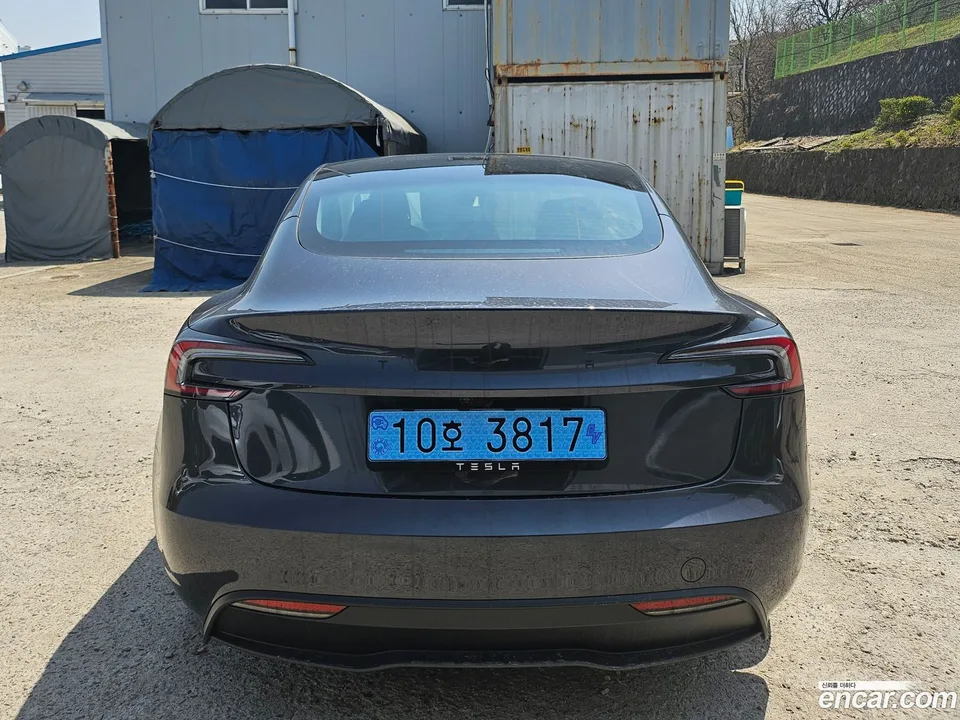 Tesla Model 3 RWD 2026 — миниатюра 4