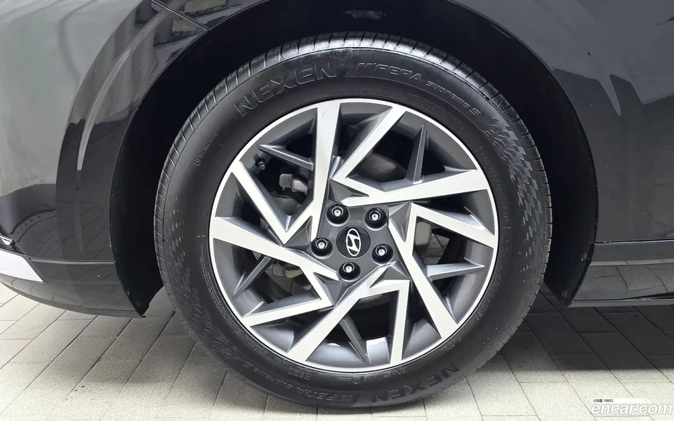 Hyundai Grandeur Hybrid 2024 — миниатюра 2