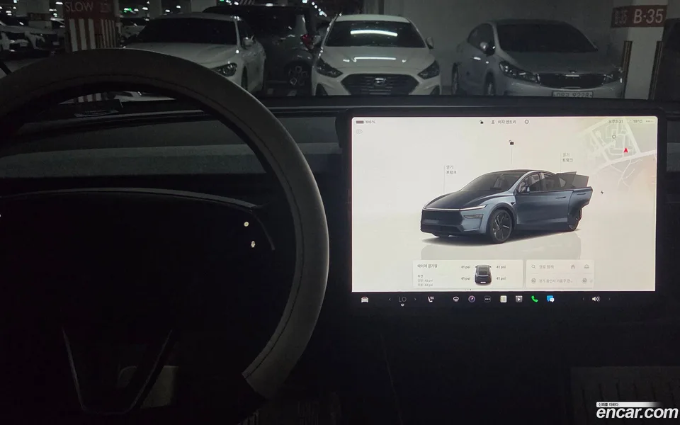 Tesla Model Y RWD 2025 — миниатюра 3