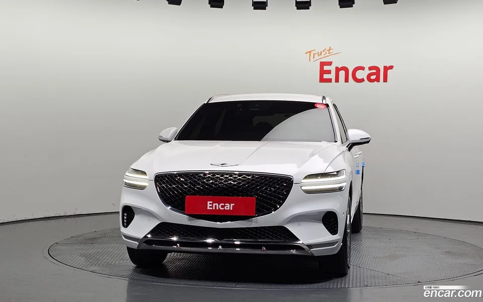 Genesis GV70 2.5T 2WD 2023 — миниатюра 3