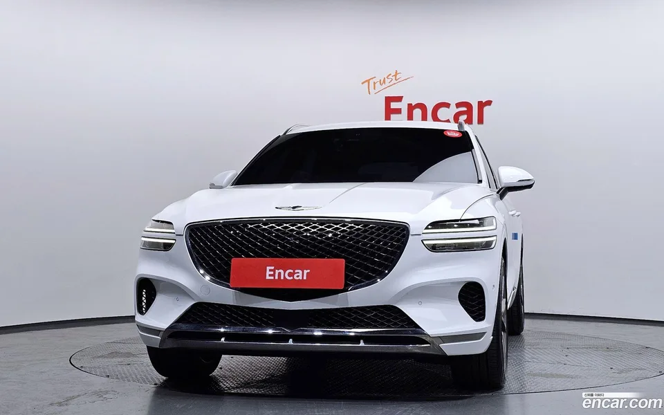 Genesis GV70 2.5T 2WD 2023 — миниатюра 3