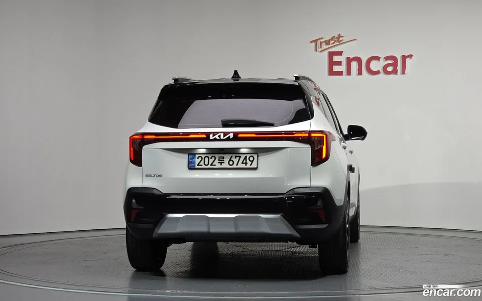 Kia Seltos 1.6 2WD 2023 — миниатюра 4