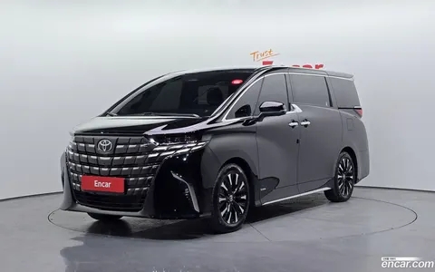 Toyota Alphard 2024 купить в Москве