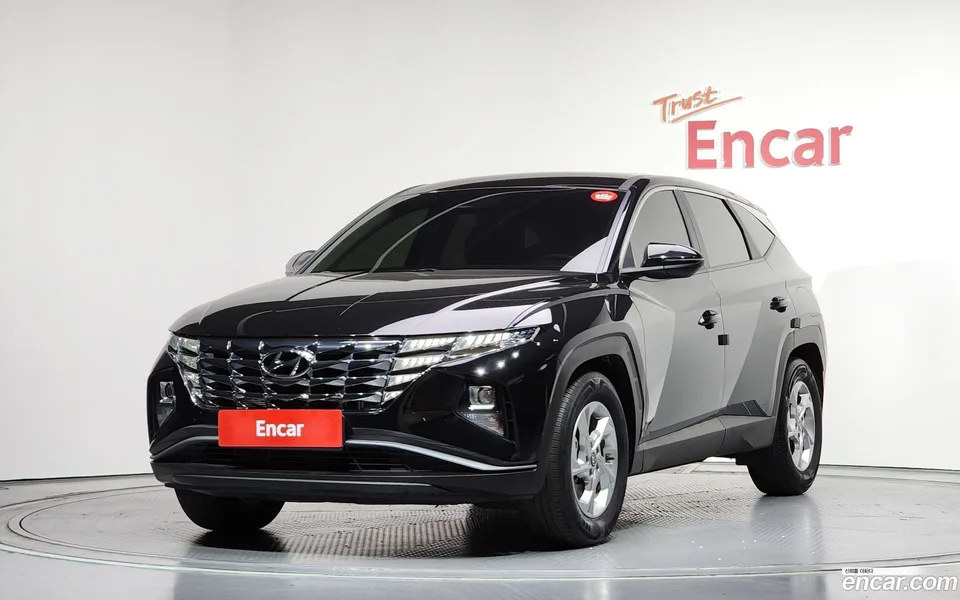Hyundai Tucson 2.0 2WD 2023 — фото 1, купить с доставкой в Москву