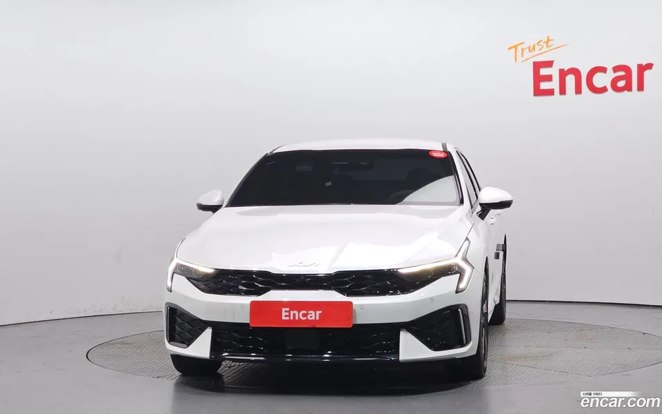 Kia K5 Hybrid 2024 — thumbnail 3