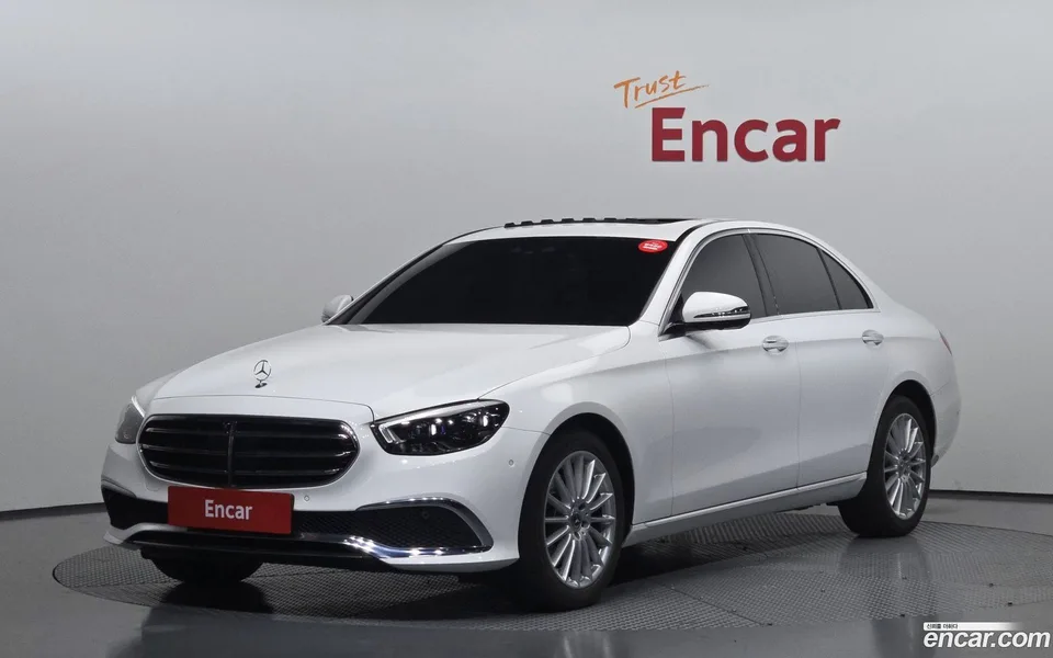 Mercedes-Benz E-Class E250 2023 — фото 1, купить с доставкой в Москву