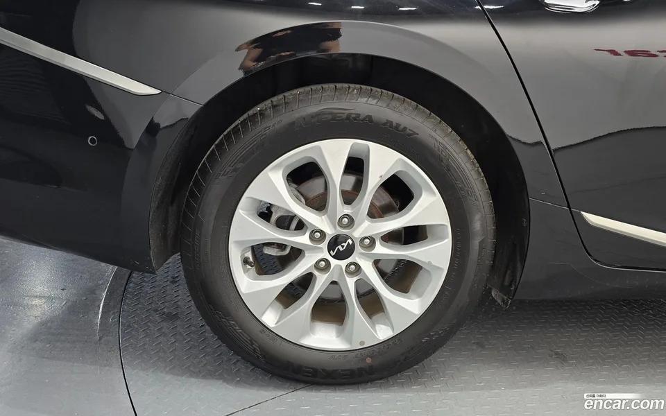 Kia K8 2.5 2WD 2022 — thumbnail 5