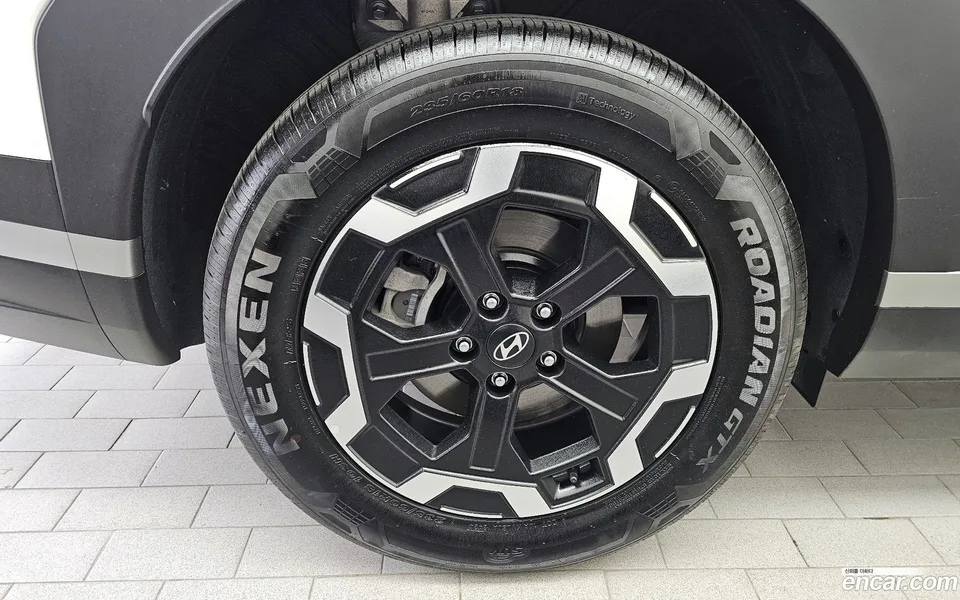 Hyundai SantaFe 2.5T 2WD 2024 — миниатюра 5