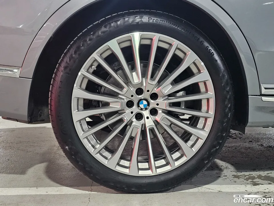 BMW X7 xDrive 40i 6 2025 — миниатюра 2