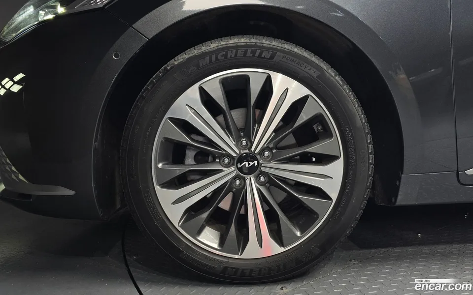 Kia K8 Hybrid 2023 — миниатюра 2
