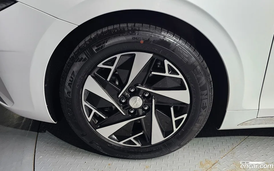 Hyundai Grandeur IG Hybrid 2022 — миниатюра 2